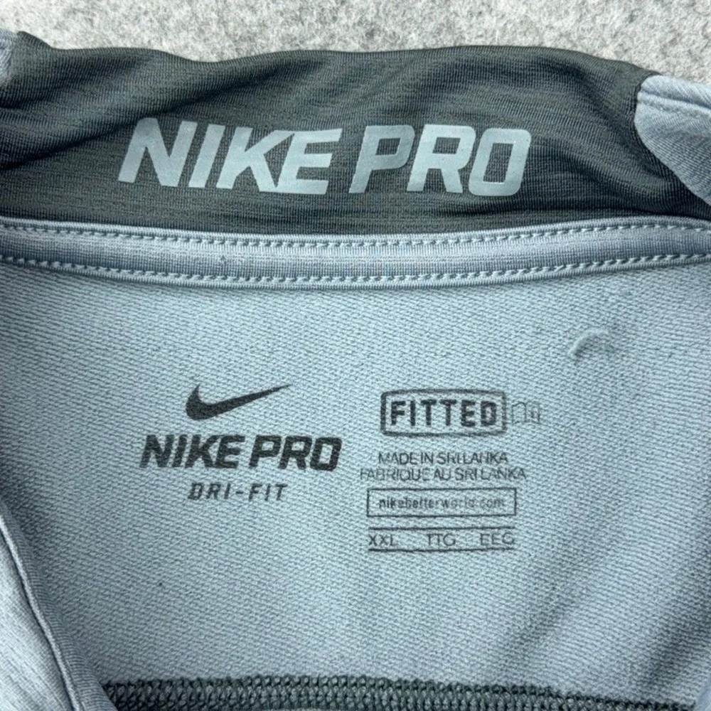 Nike Pro Pullover Mens 2XL Gray 1/4 Zip Hyperwarm Fitted Dri-FIT Training Active